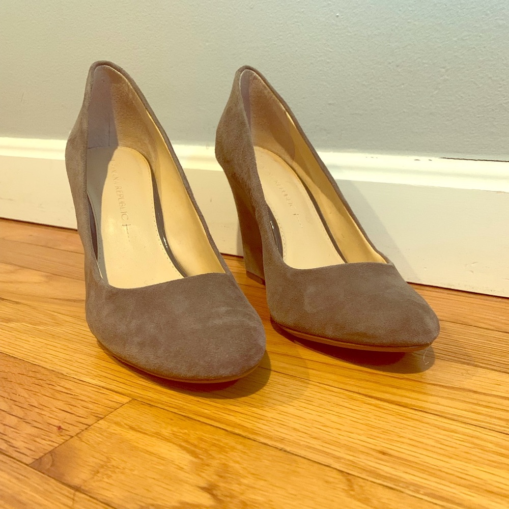 Banana Republic Wedges